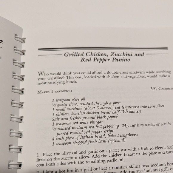 Italian Light Cooking (1992, Spiral Bound) - Easy, Healthy, Low-Calorie Recipes - Picture 5 of 9